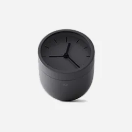 Simple Black Clock - 雨燕直播